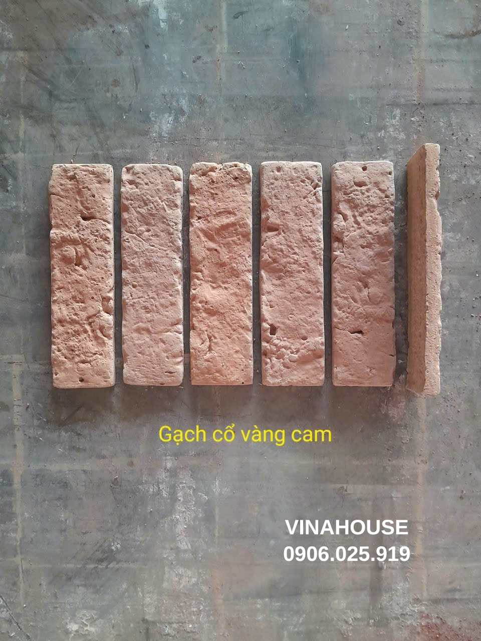Gạch giả cổ vàng cam